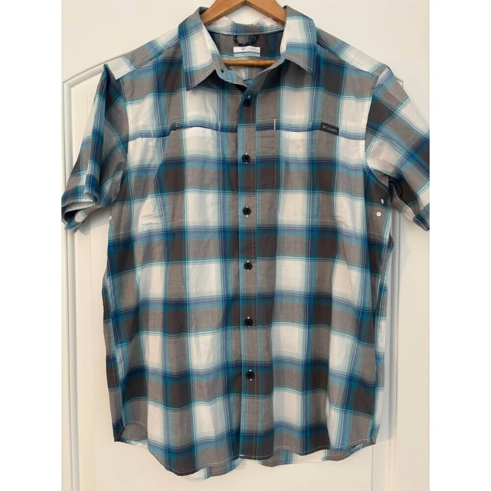 Columbia Men’s Short Sleeve Plaid Hiking Shirt – Blue, Grey & White Button-Up